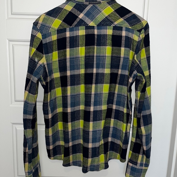 Men’s Green and Navy Flannel Shirt Small Vintage Urban Outfitters - Picture 2 of 2